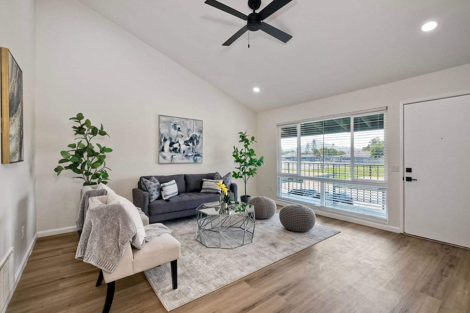 Escondido Condo: 1817 East Grand Ave