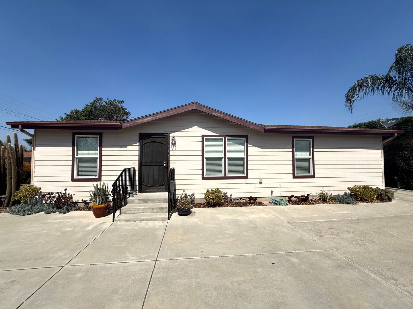 San Diego House: 7182 Amherst St.