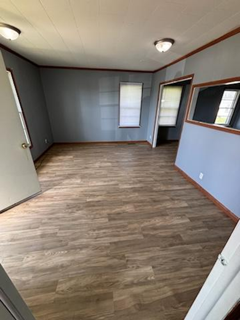 Muncie Apartment: 5600 W. Kilgore Avenue