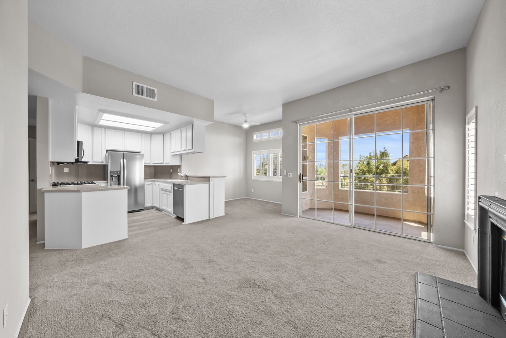 San Diego Condo: 521 Arbor Dr, Unit 203