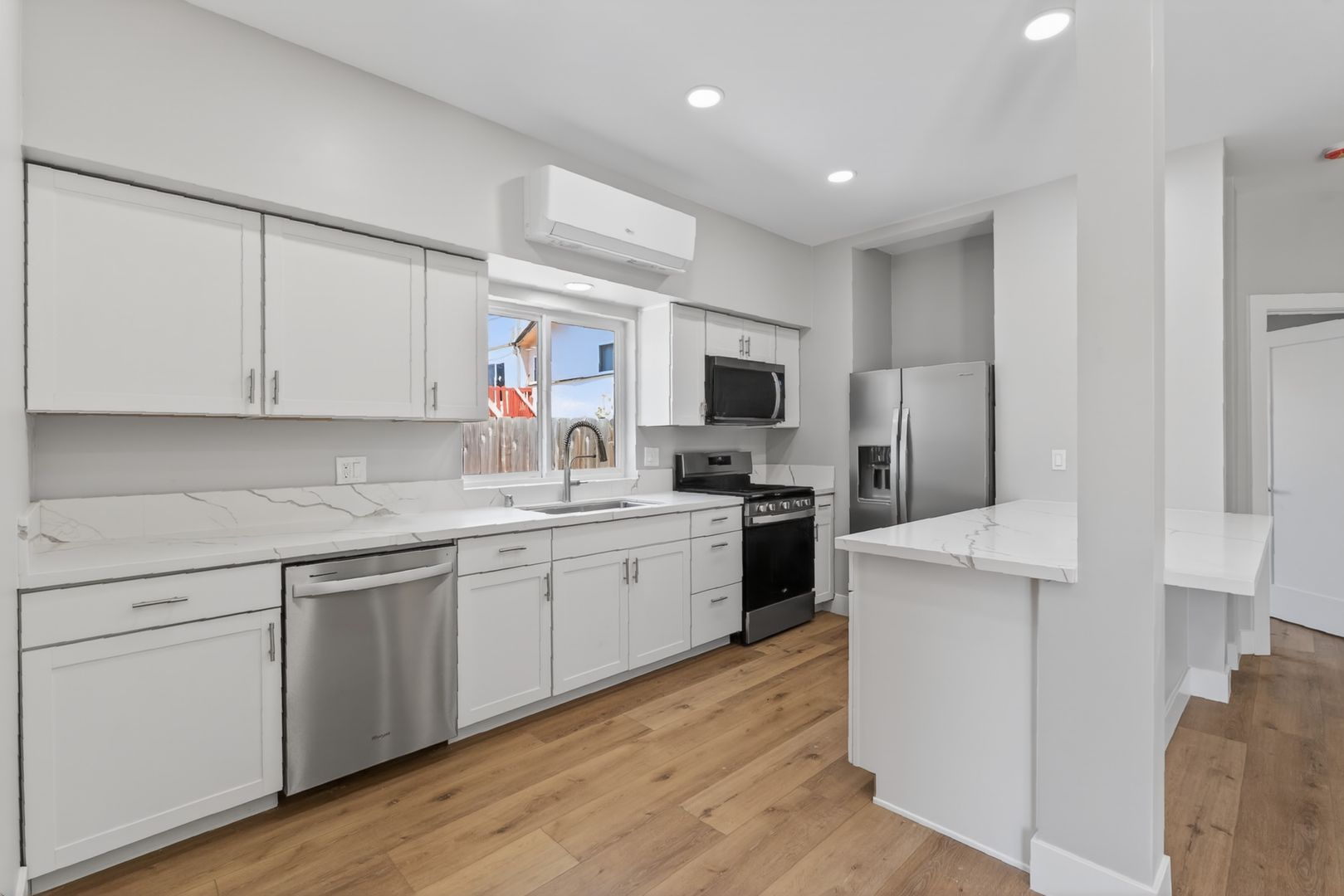 Vista Condo: 1520 Independence Way, Unit 3