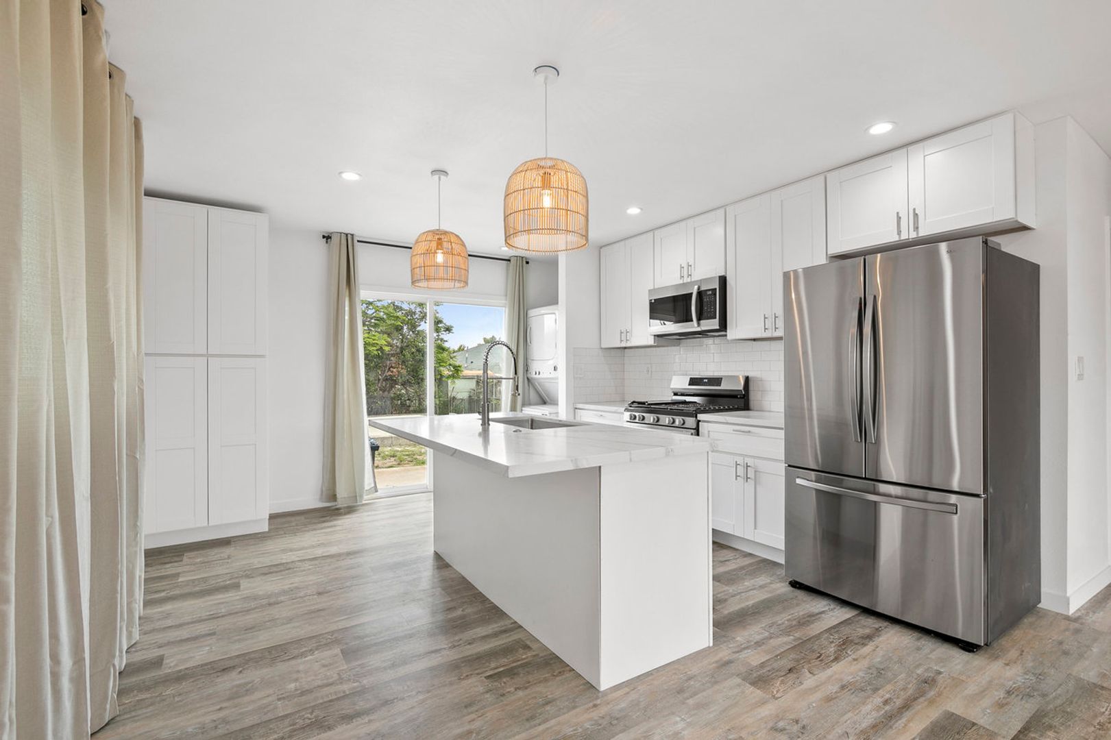 San Diego House: 4517 Thorn St