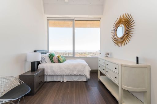Unit 304 floor plan