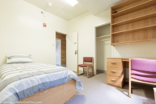 Single apartment room in the heart of Hyde Park! – photo 1