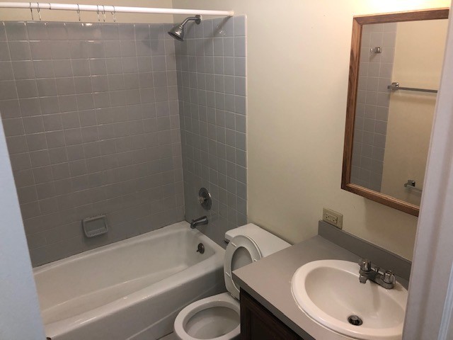 Chicago Apartment: 5445 S. Ingleside Ave.