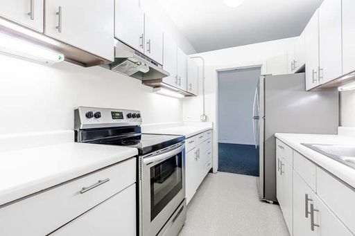 Spacious East facing 1 Bedroom Apartment! – photo 1