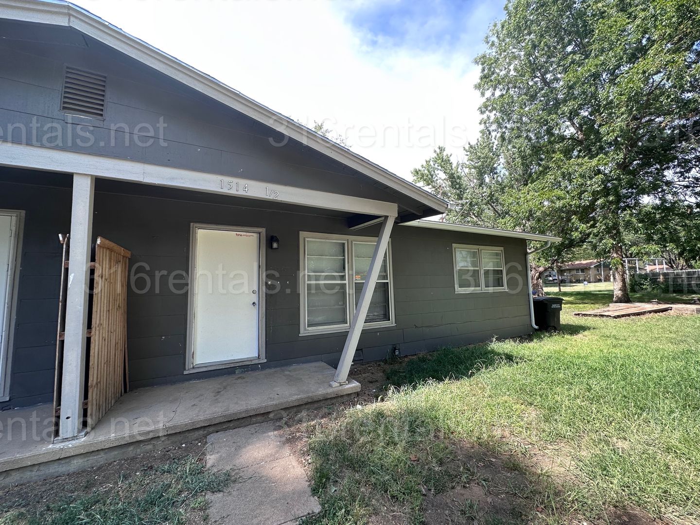 1514 Park Lane