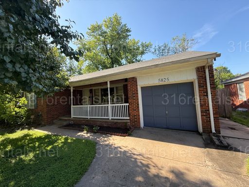 $1100 **COMING SOON** - 2 bedroom / 1 bathroom - Single Family Home – photo 1