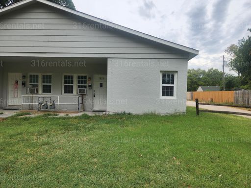 $895- 2 bedroom / 2 bathroom - Duplex – photo 1
