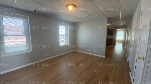 Skelly Apartments - 1 Bed / 1 Bath $675
