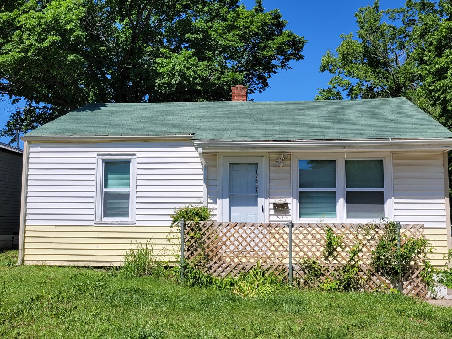 Wichita House: 1307 N Erie