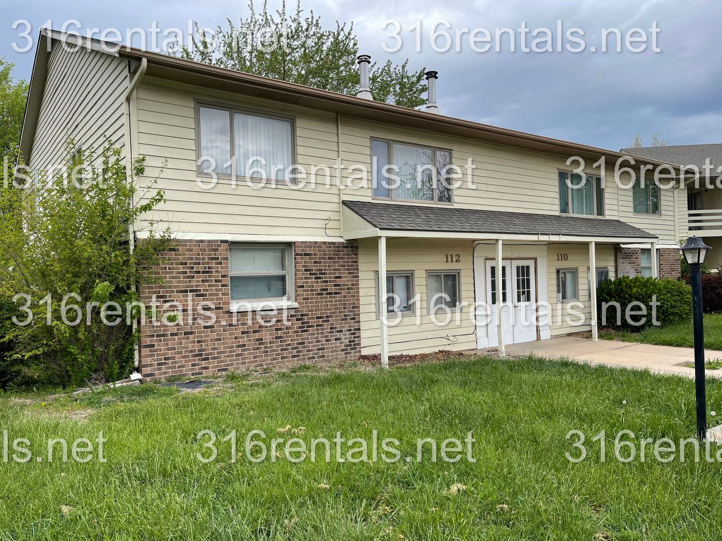 Hesston Apartment: 110 Cherry Hills Ct