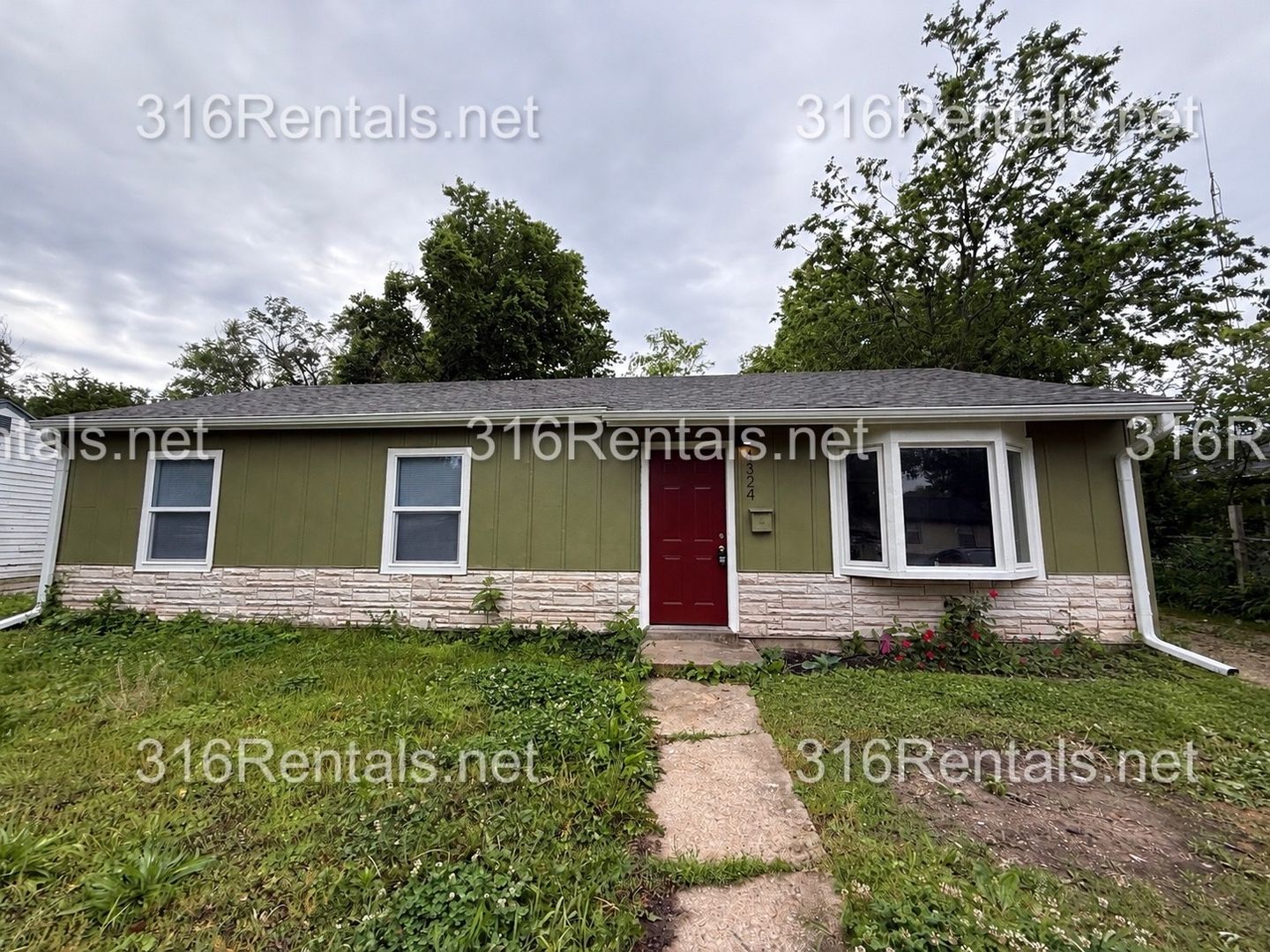 Wichita House: 4324 S Dover St