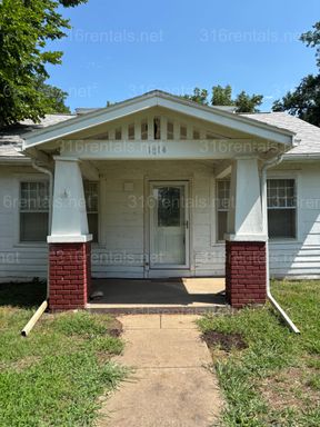 One bed one bath house available NOW!