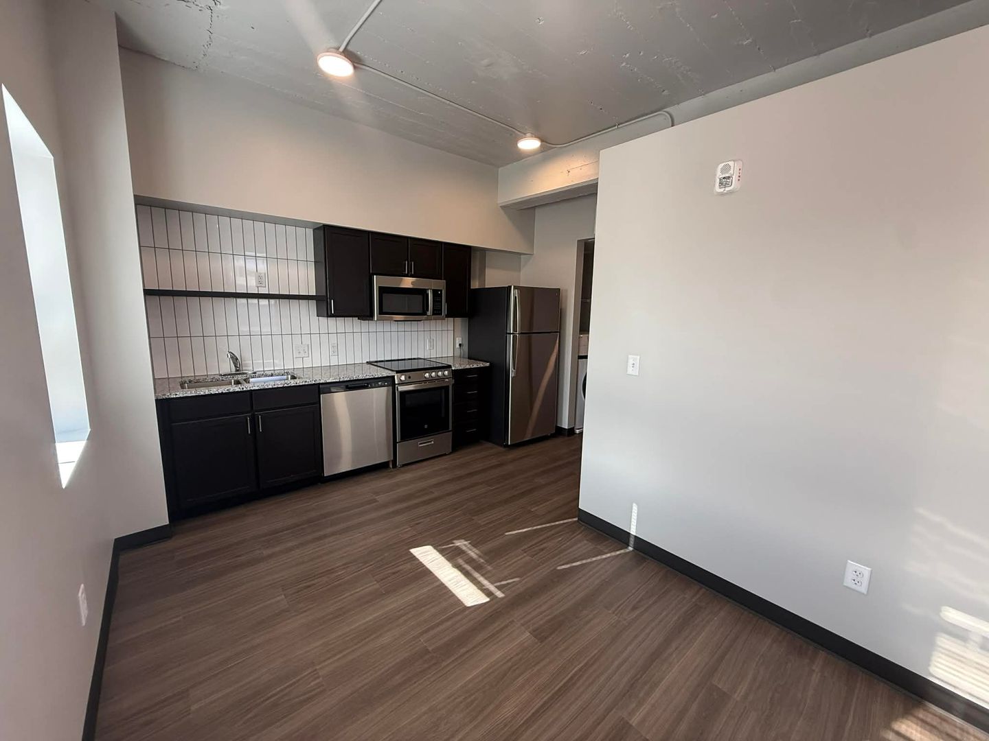 Wichita Apartment: 333 E English St