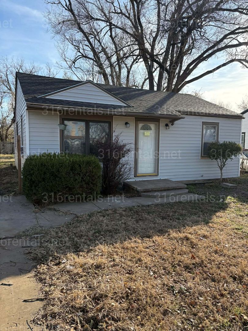 Wichita House: 1822 N Kansas Ave