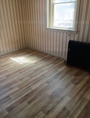 $550 - 1 bed 1 bath - Multi Family Home – photo 1