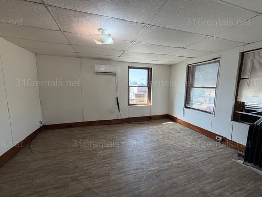 $650 - 1 bed 1 bath - Multi Family Home