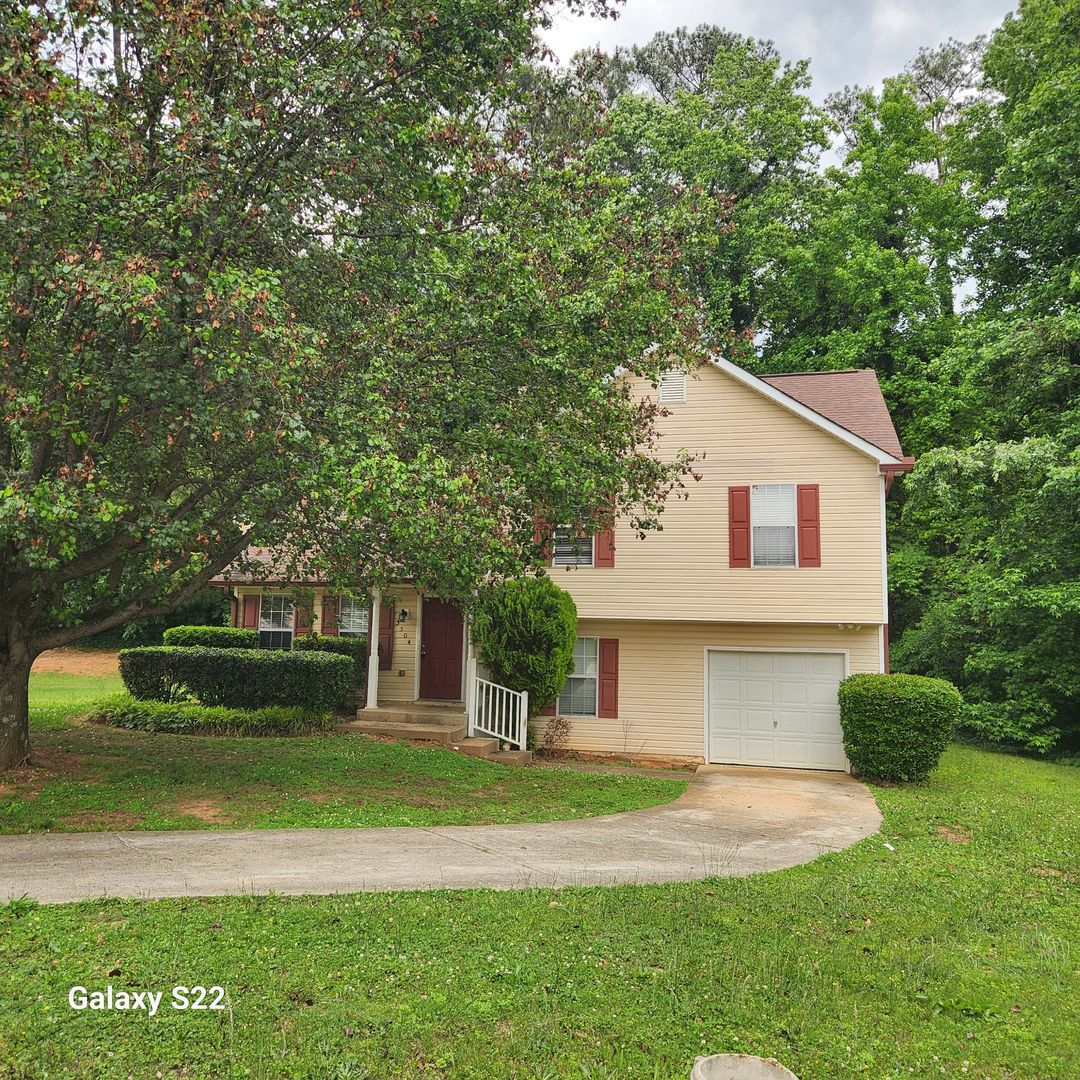 Forest Park House: 5504 Moriah Lane