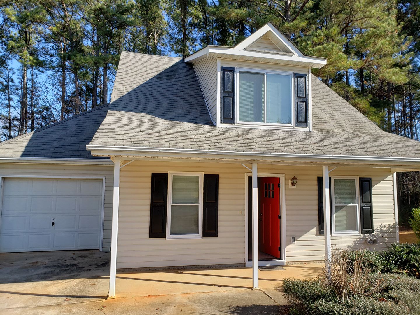 Hampton House: 1330 North Hampton Drive
