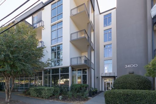 2 Bedroom Condo – 3400 Malone Drive, Unit 102, Chamblee, GA 30341