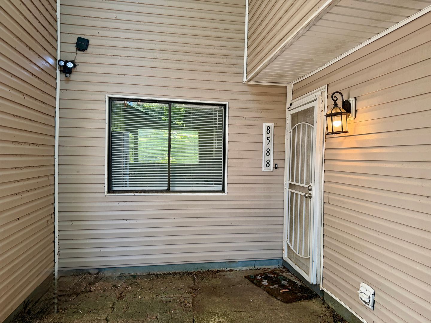 Jonesboro Condo: 8588 Creekwood Way