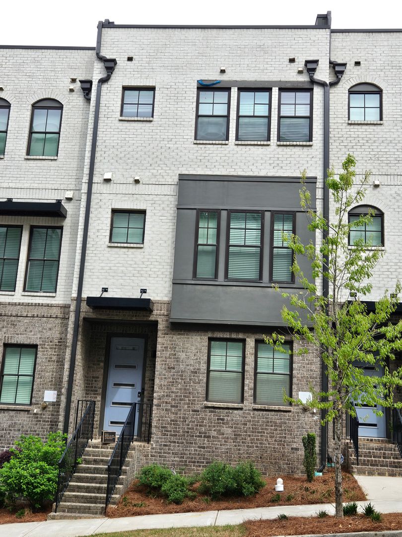 Atlanta Townhome: 1337 Fairmont Ave NW