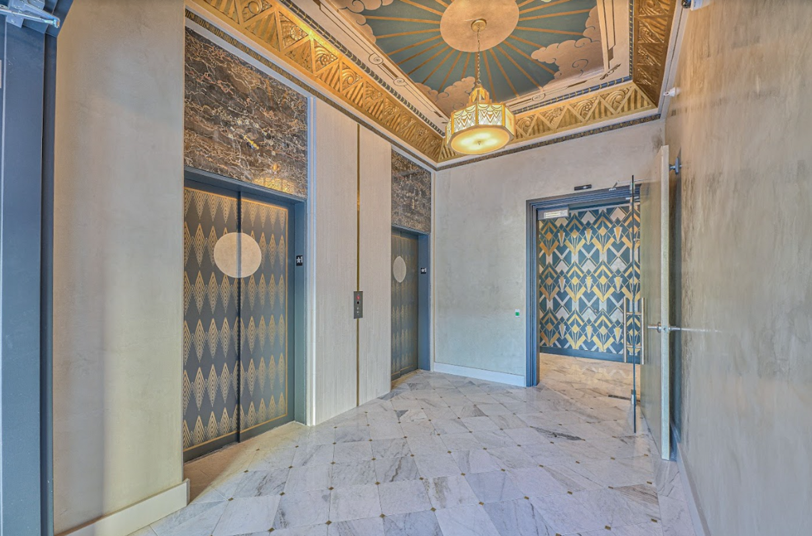 Salinas Apartment: 301 Main Street