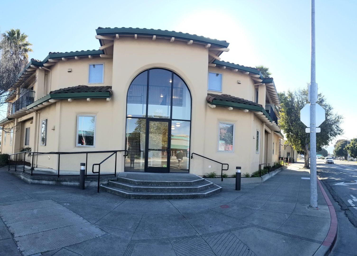 Salinas Apartment: 401 Monterey St