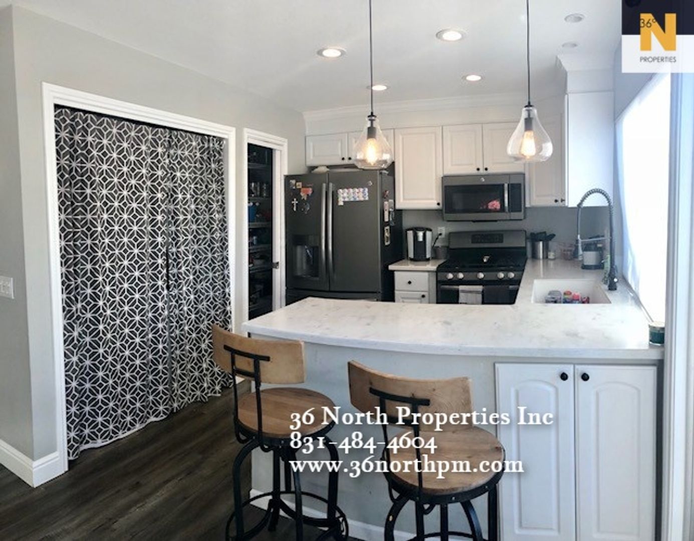 Salinas House: 19320 Creekside Cir