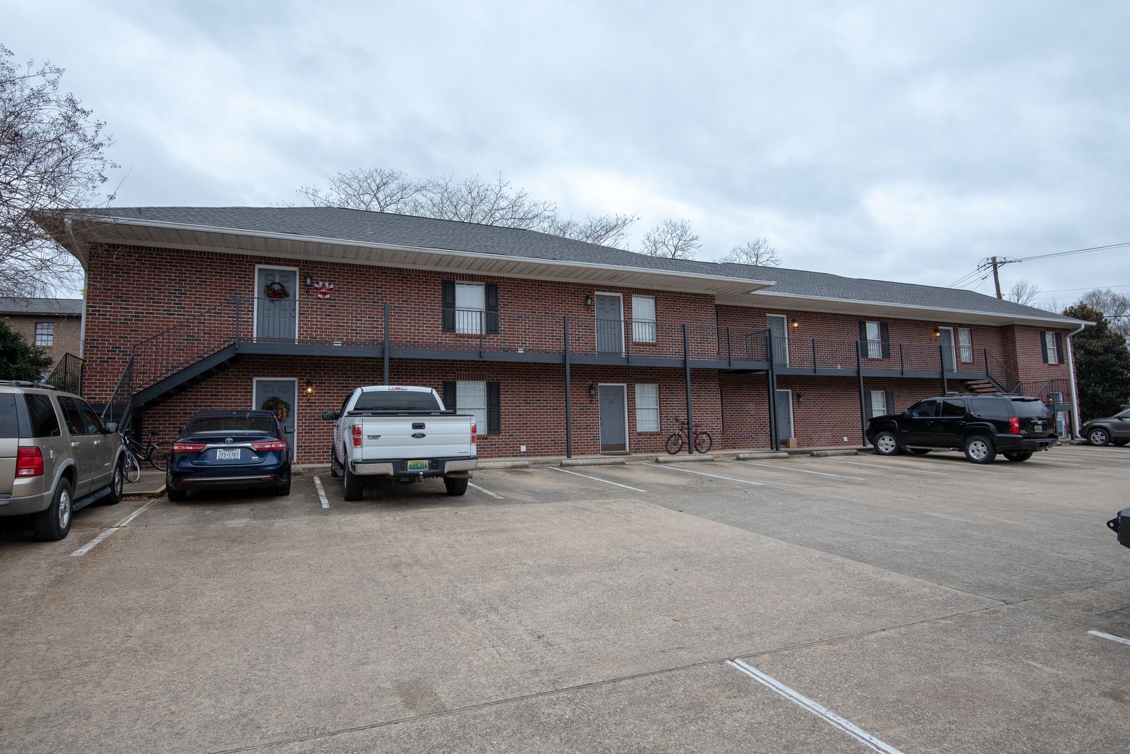 Auburn Apartment: 204 N. Ryan St