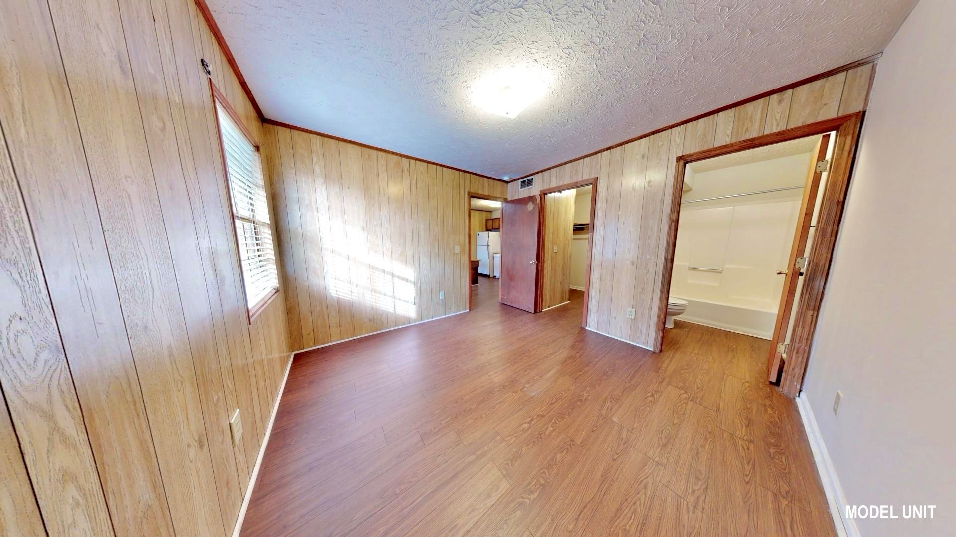 Auburn Apartment: 315 Opelika Rd