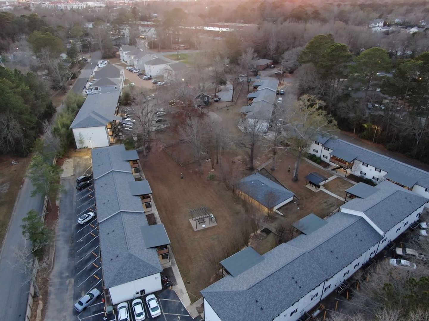 Auburn Apartment: 640 N. Ross St