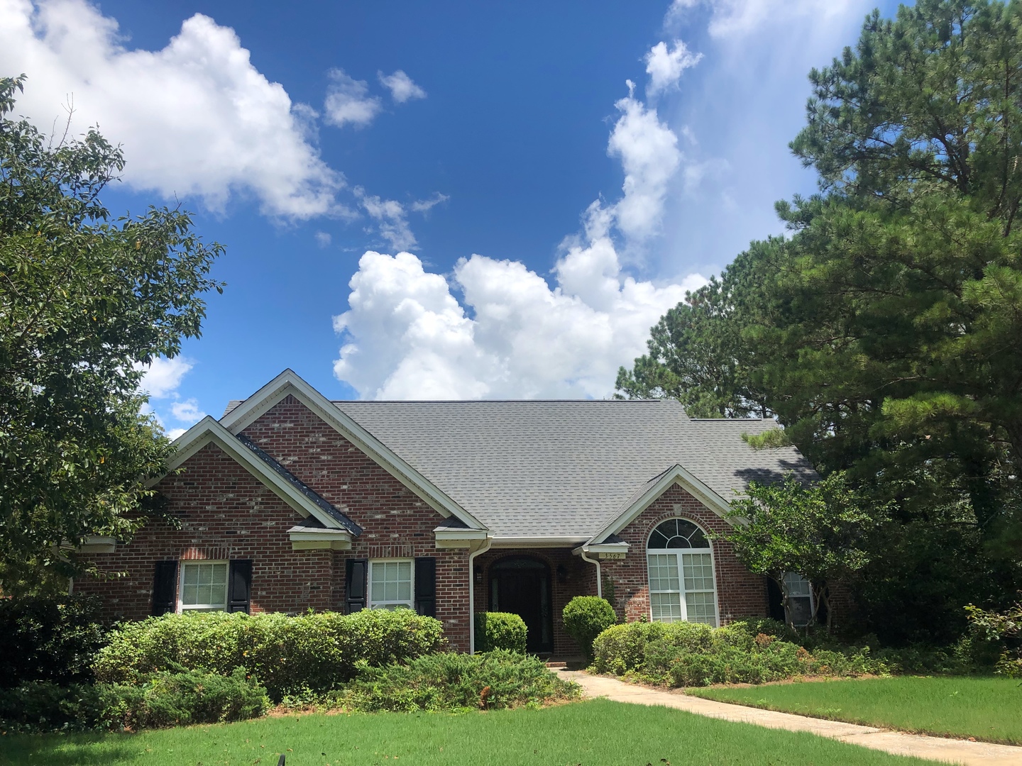 Auburn House: 3567 Ridgeview Ct