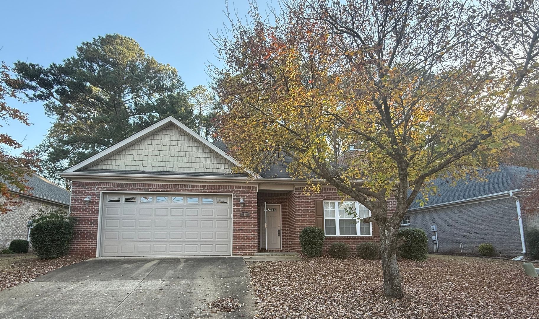 Auburn House: 1618 Professional Parkway