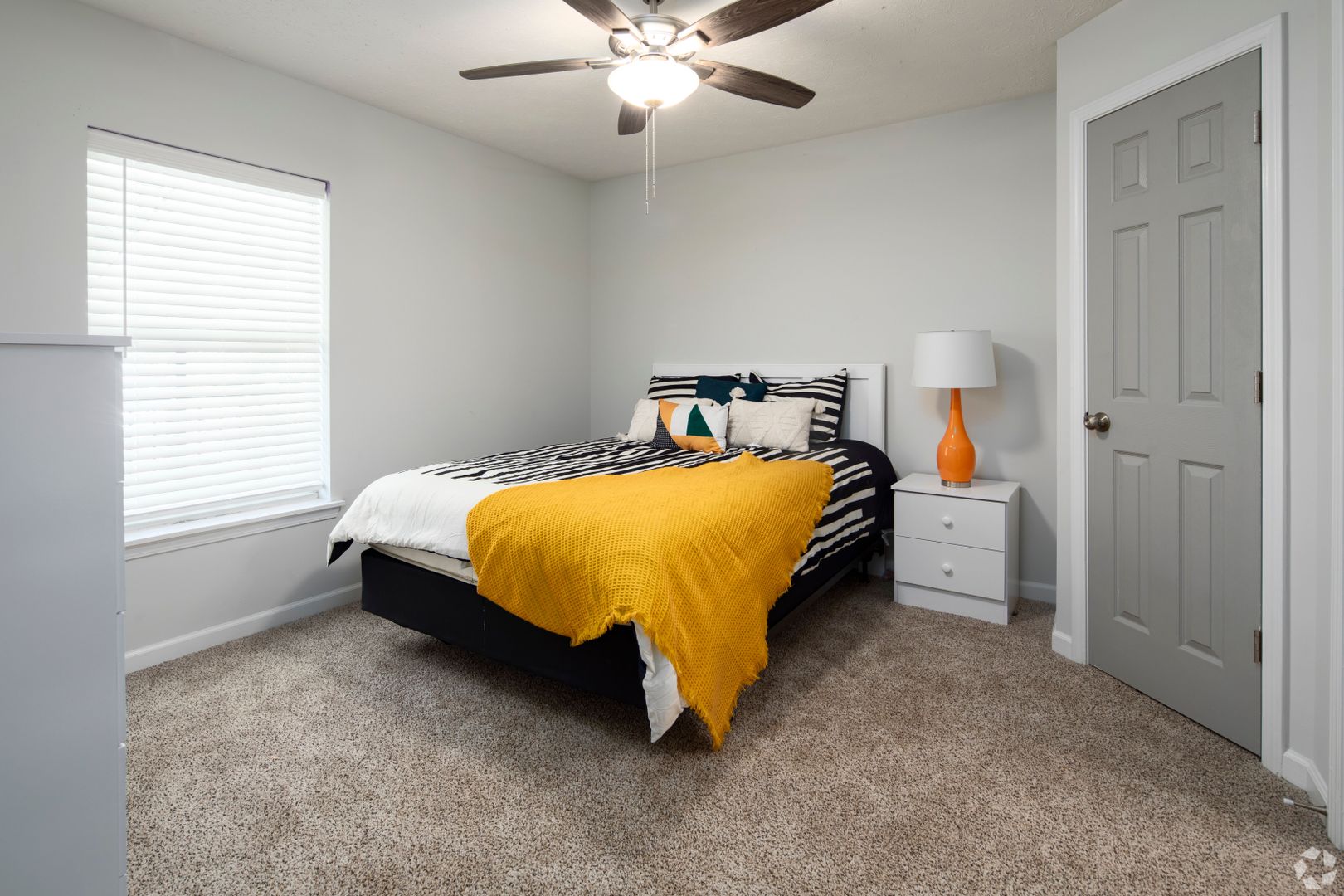 Auburn Apartment: 650 N. Ross St.