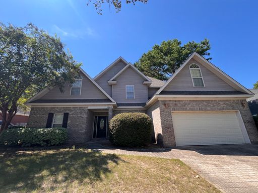 Spacious Home in Mill Creek – photo 1