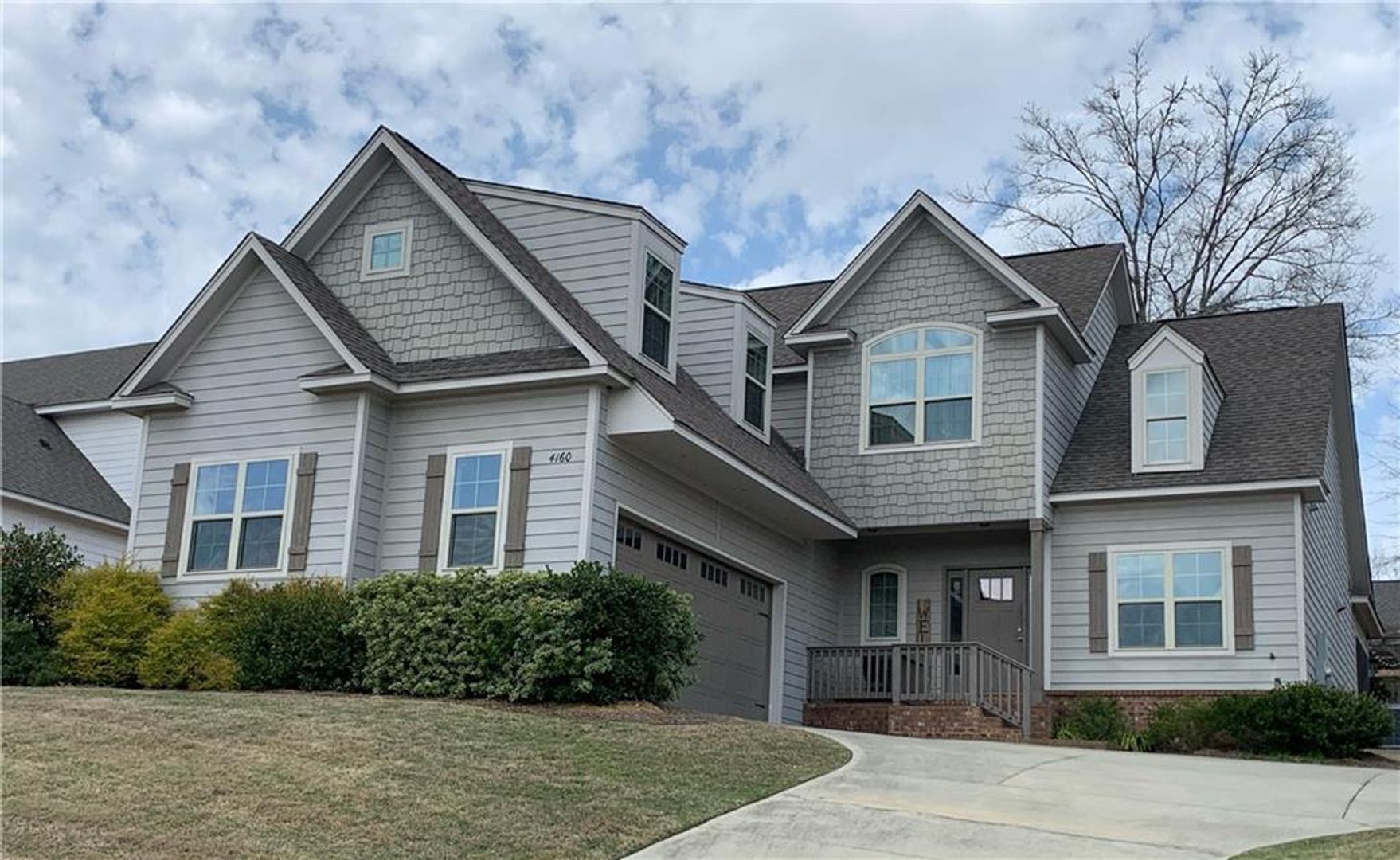 Auburn House: 4160 Creekwater Crossing