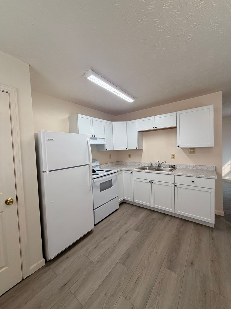 Mt Sterling House: 406 Darley Creek