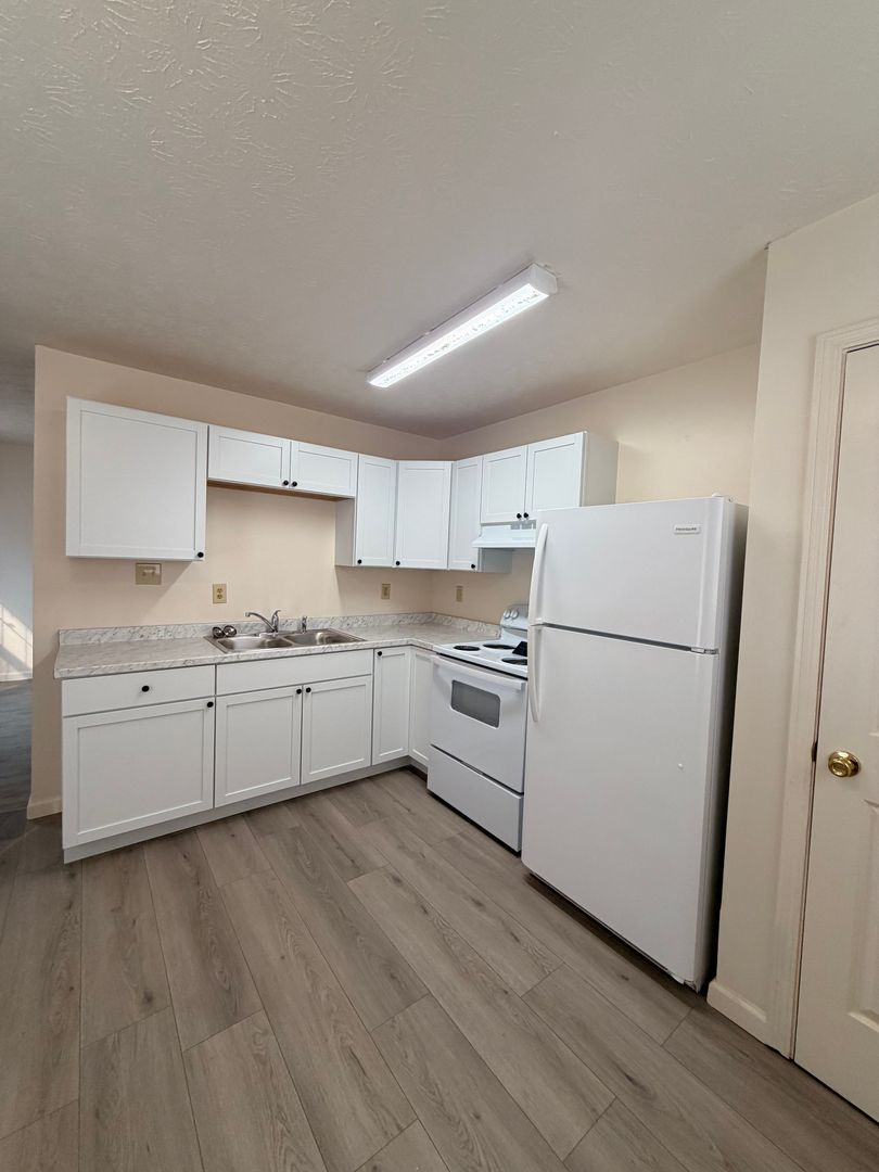 Mt Sterling House: 408 Darley Creek