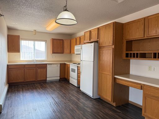 2 Bedroom 2 Bath - Cutters Grove Apartments – photo 1