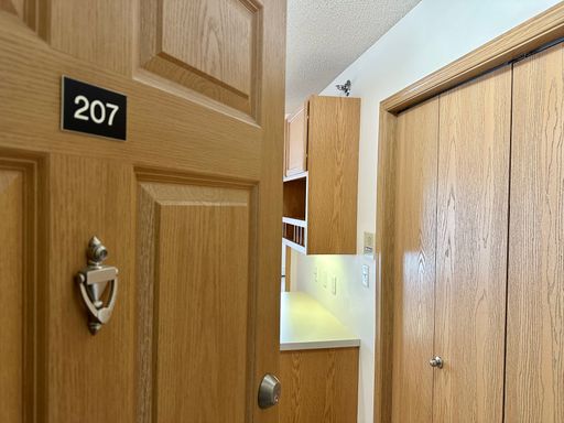 2 Bedroom 2 Bath - South Fargo - April 1st – photo 1