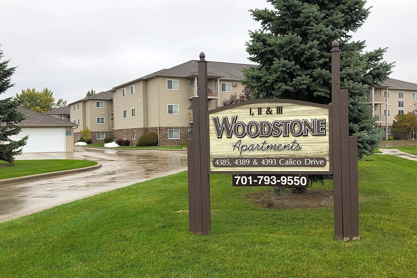 Fargo Apartment: 4385 Calico Drive South