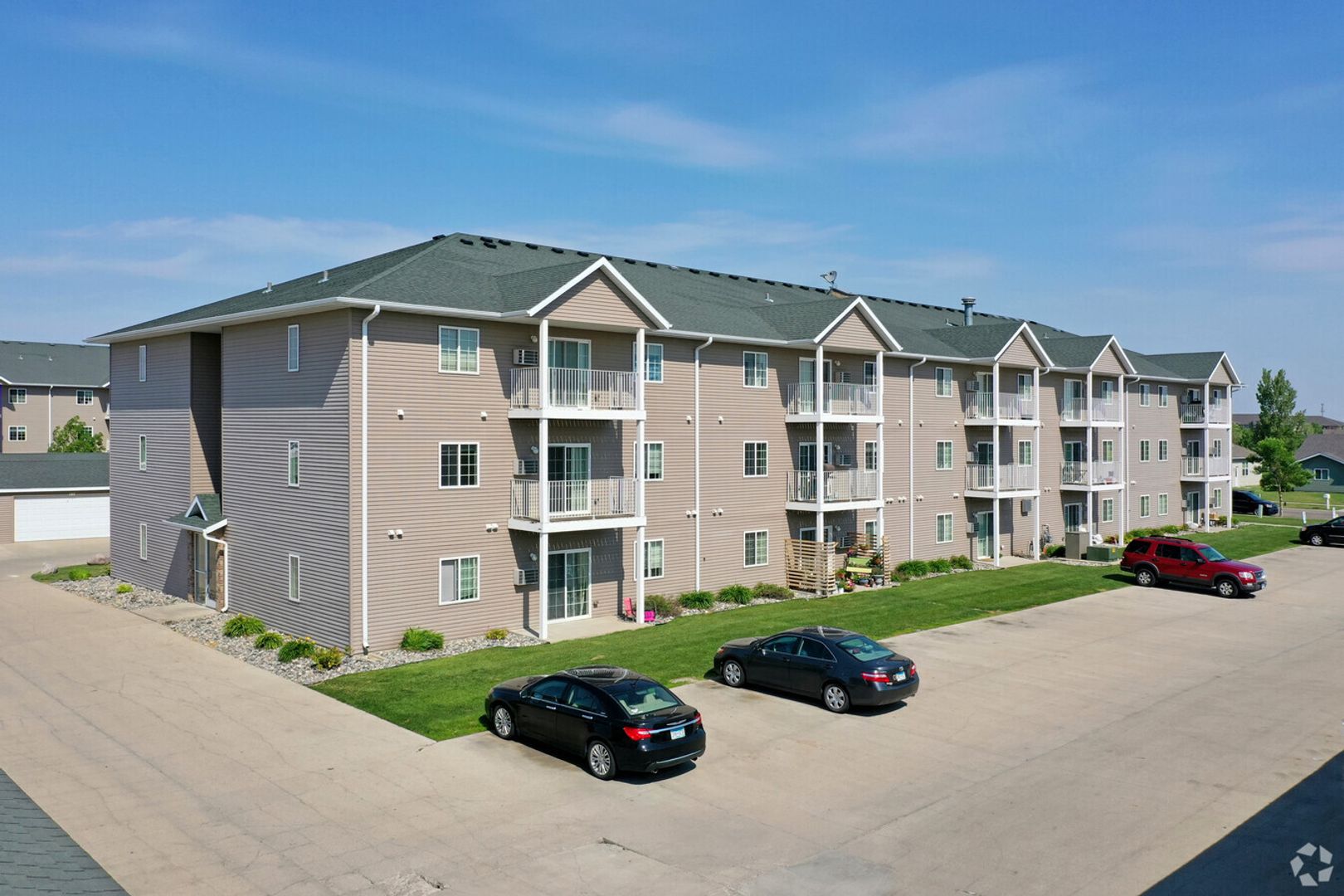 Moorhead Apartment: 3515 10th Avenue South