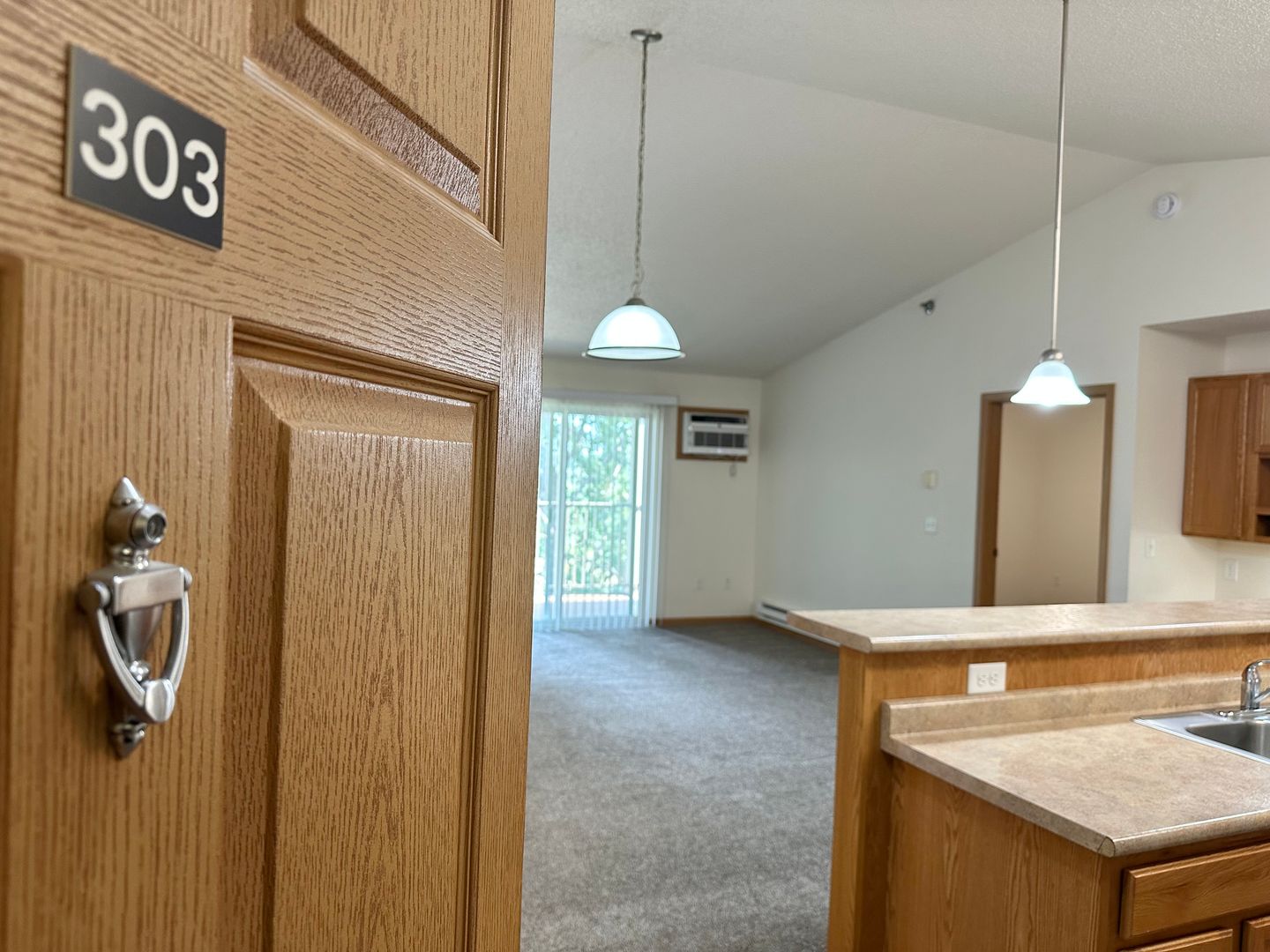 Fargo Apartment: 4393 Calico Dr S
