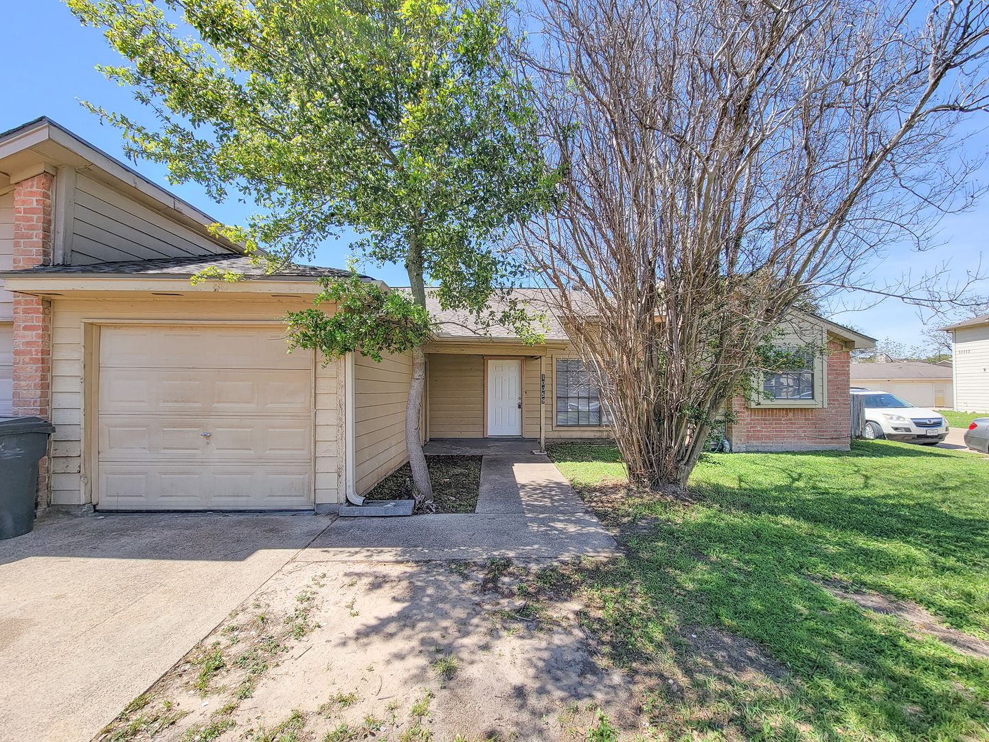 HOUSTON House: 10059 EMERALD CREEK DRIVE