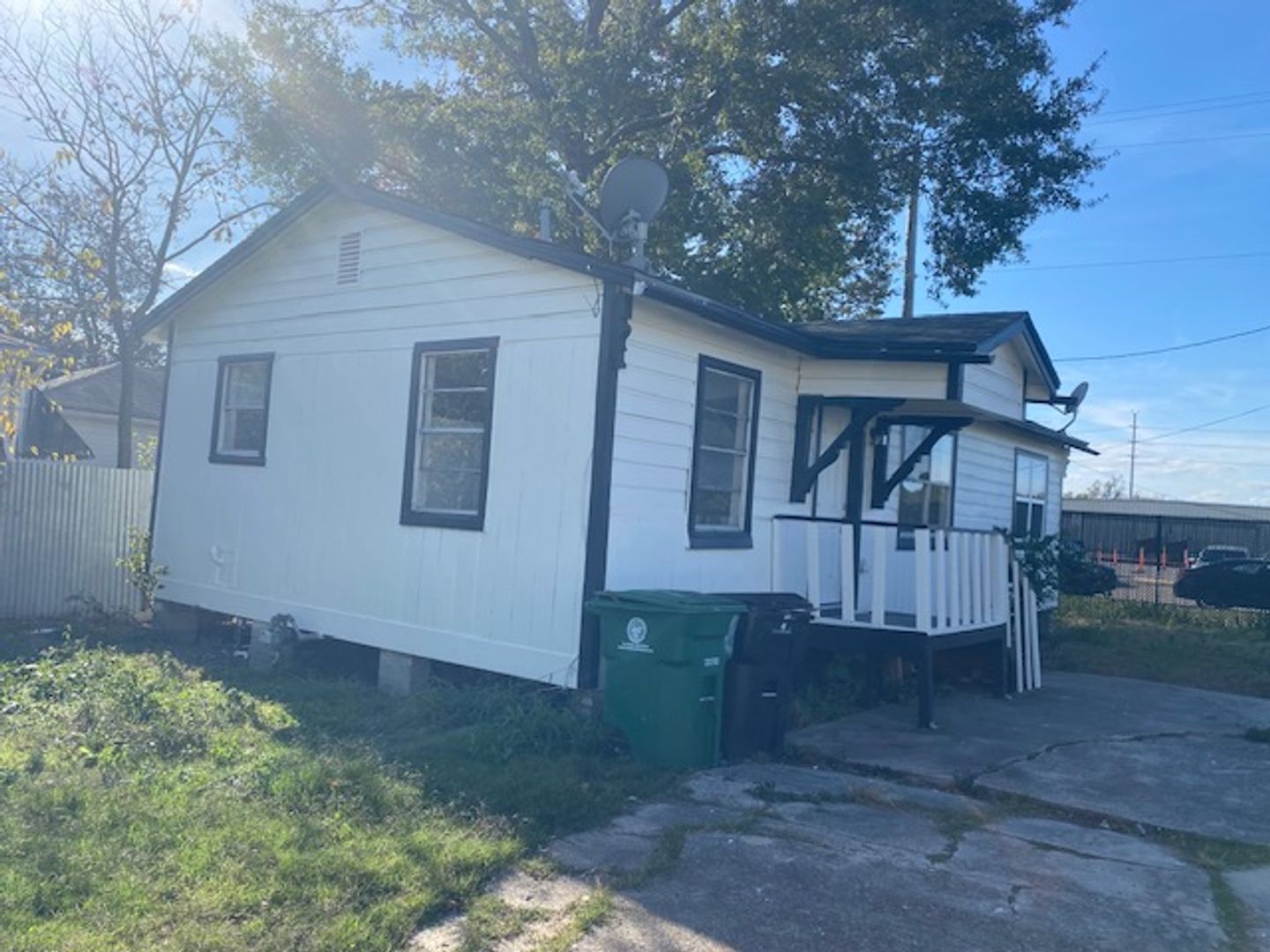 HOUSTON House: 1214 DES JARDINES (BACK)