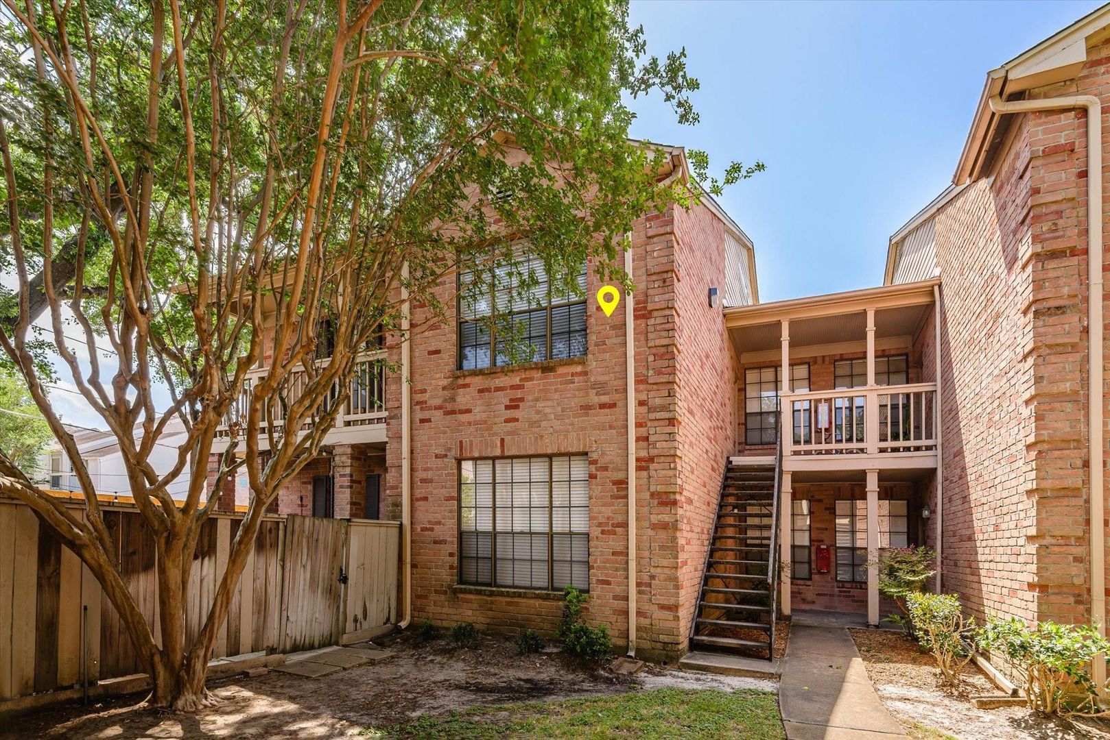 HOUSTON House: 2255 BRAESWOOD PARK #146