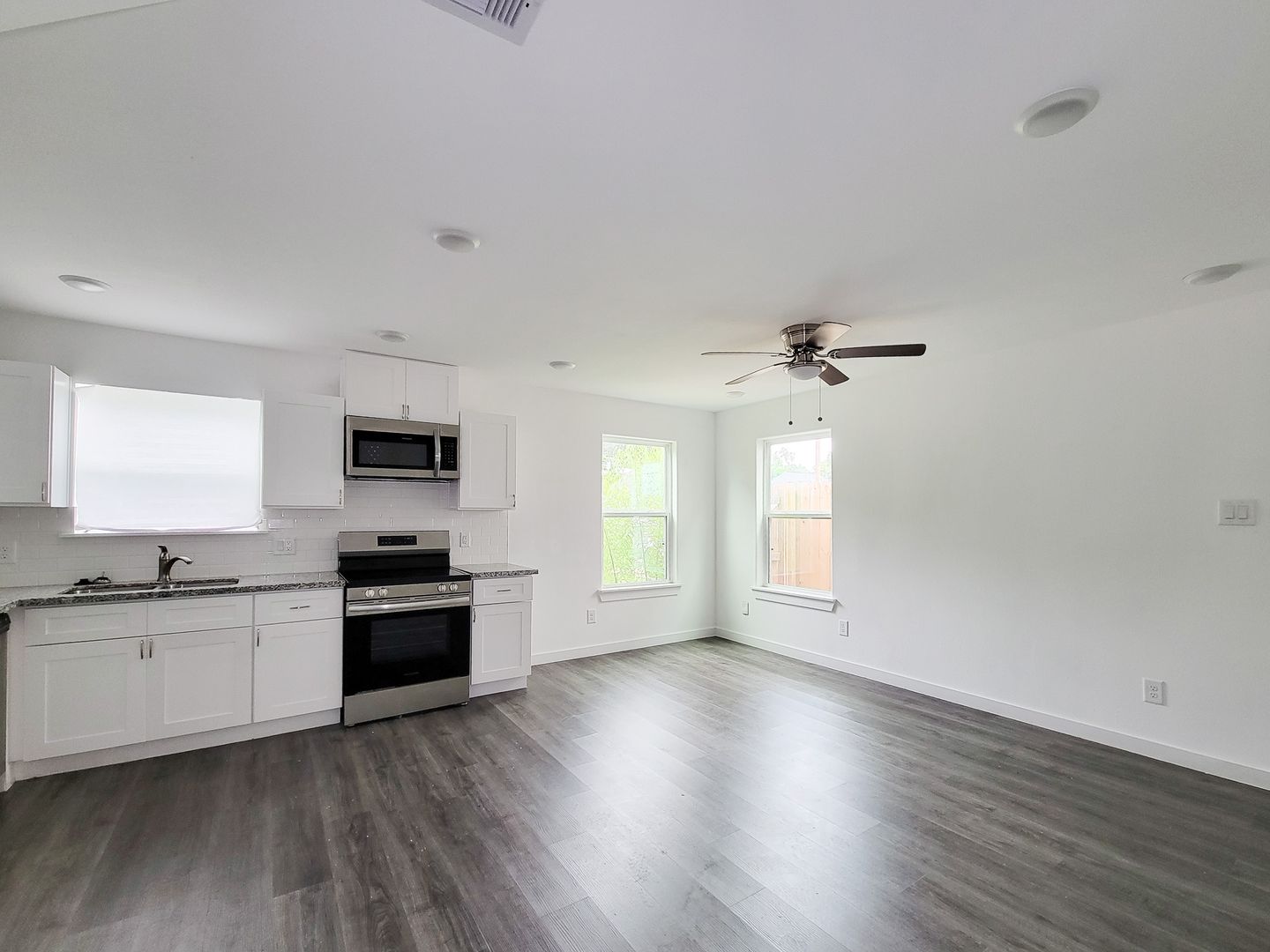 HOUSTON House: 8122 STERLINGSHIRE STREET #A