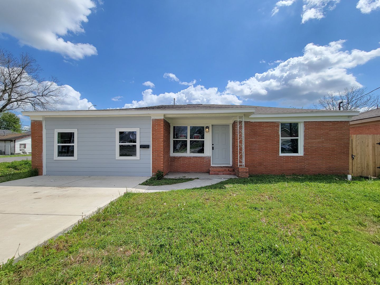 HOUSTON House: 4538 CLOVER STREET